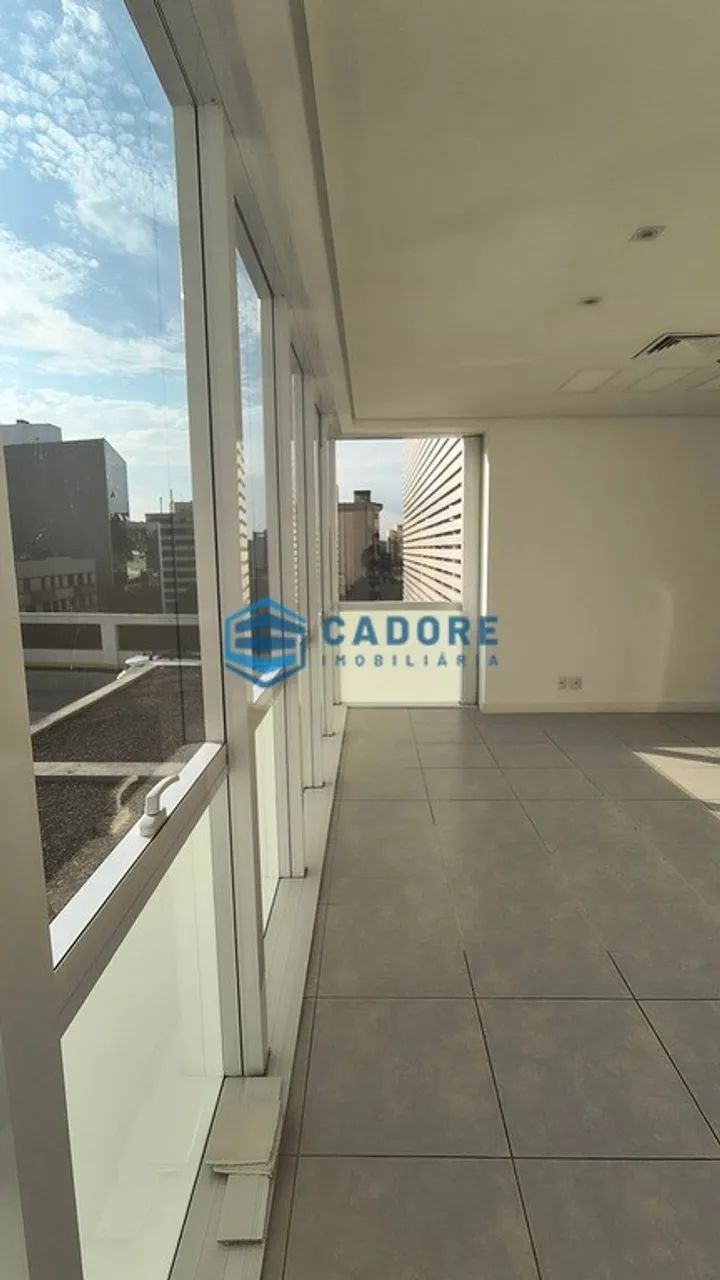 SALA AÉREA NO CENTRO COM 59m² - Foto 4