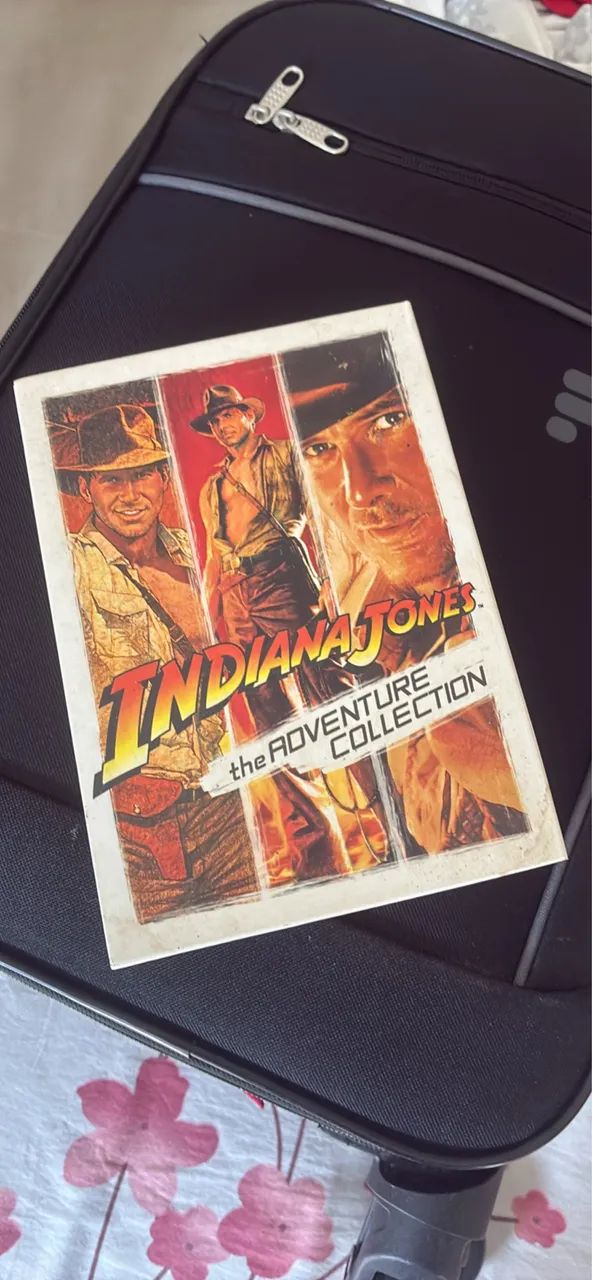 ? Box com 3 DVDs Indiana Jones The Adventure Collection