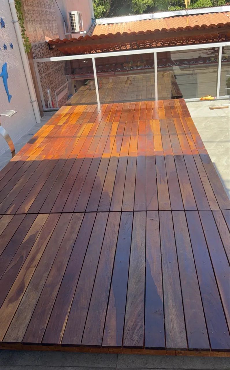 Deck em madeira para piscina  - Foto 3