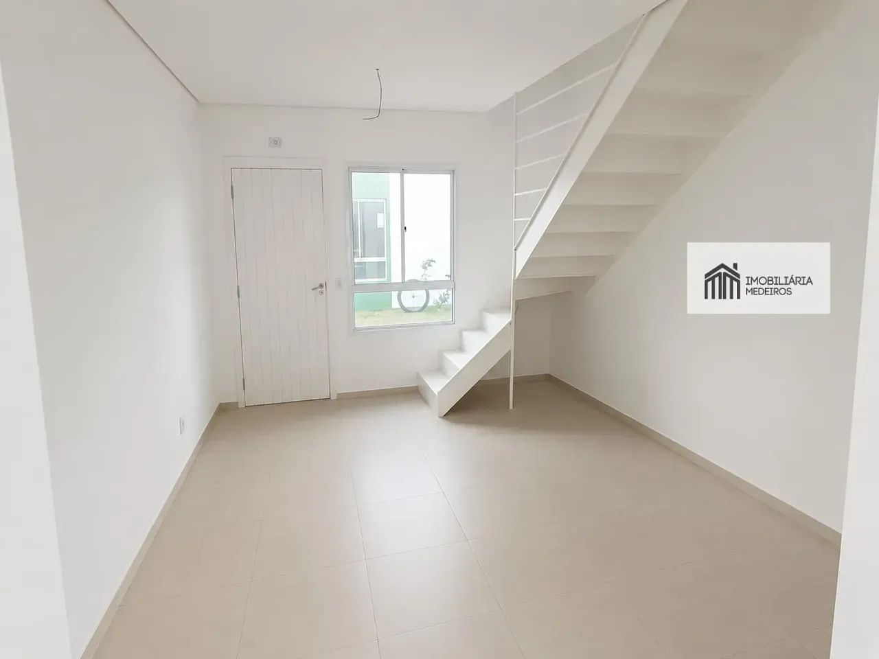 Sobrado para venda tem 80 metros quadrados com 2 quartos - Foto 2