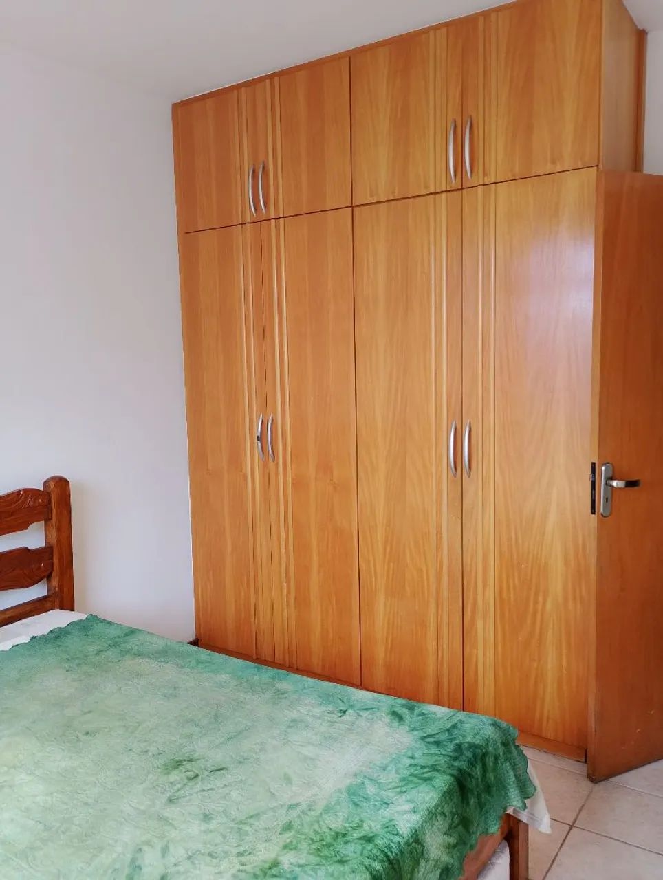 Aluguel de quarto com suite e frigobar  - Foto 3