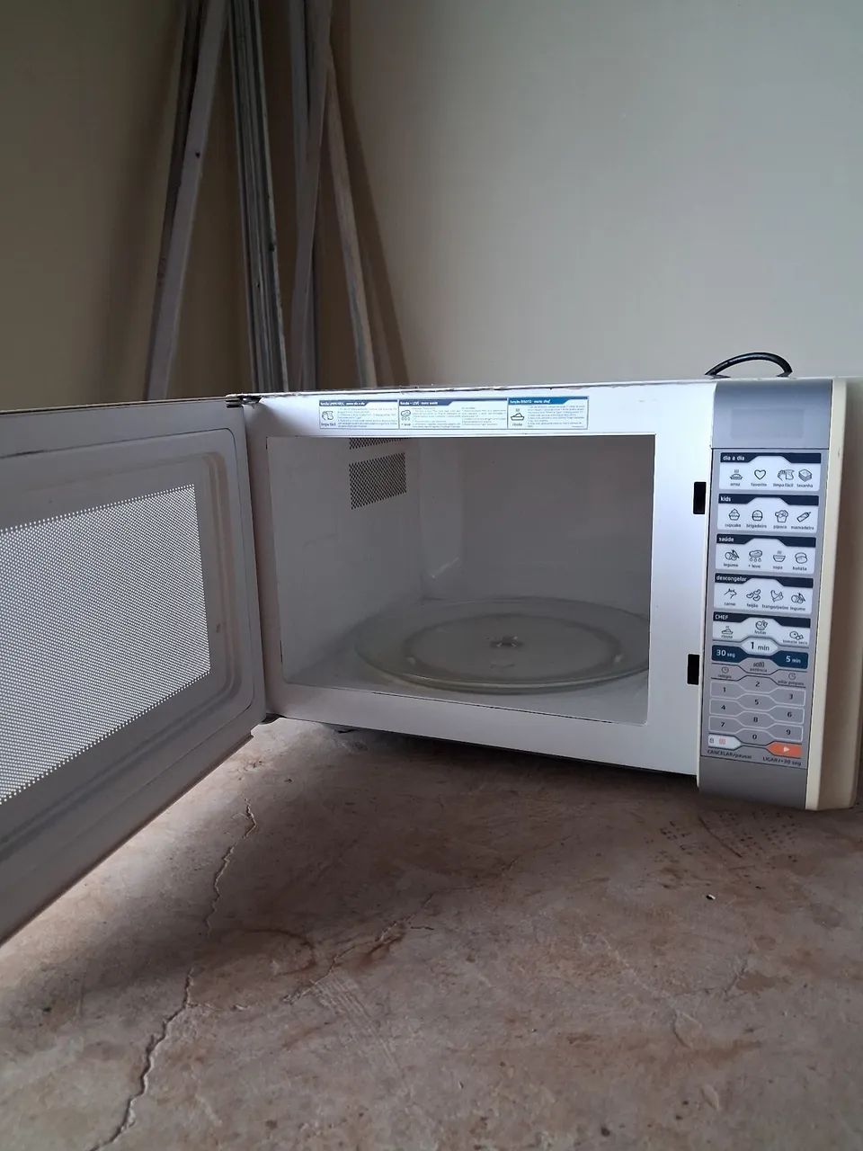 Micro-ondas 20 litros 