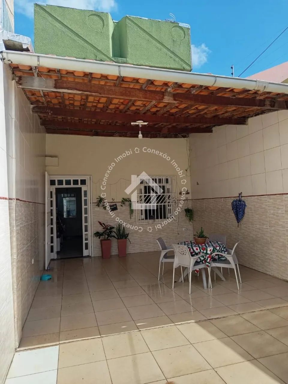 Casa Para Vender com 4 quartos 2 suítes no bairro Cirurgia em Aracaju
