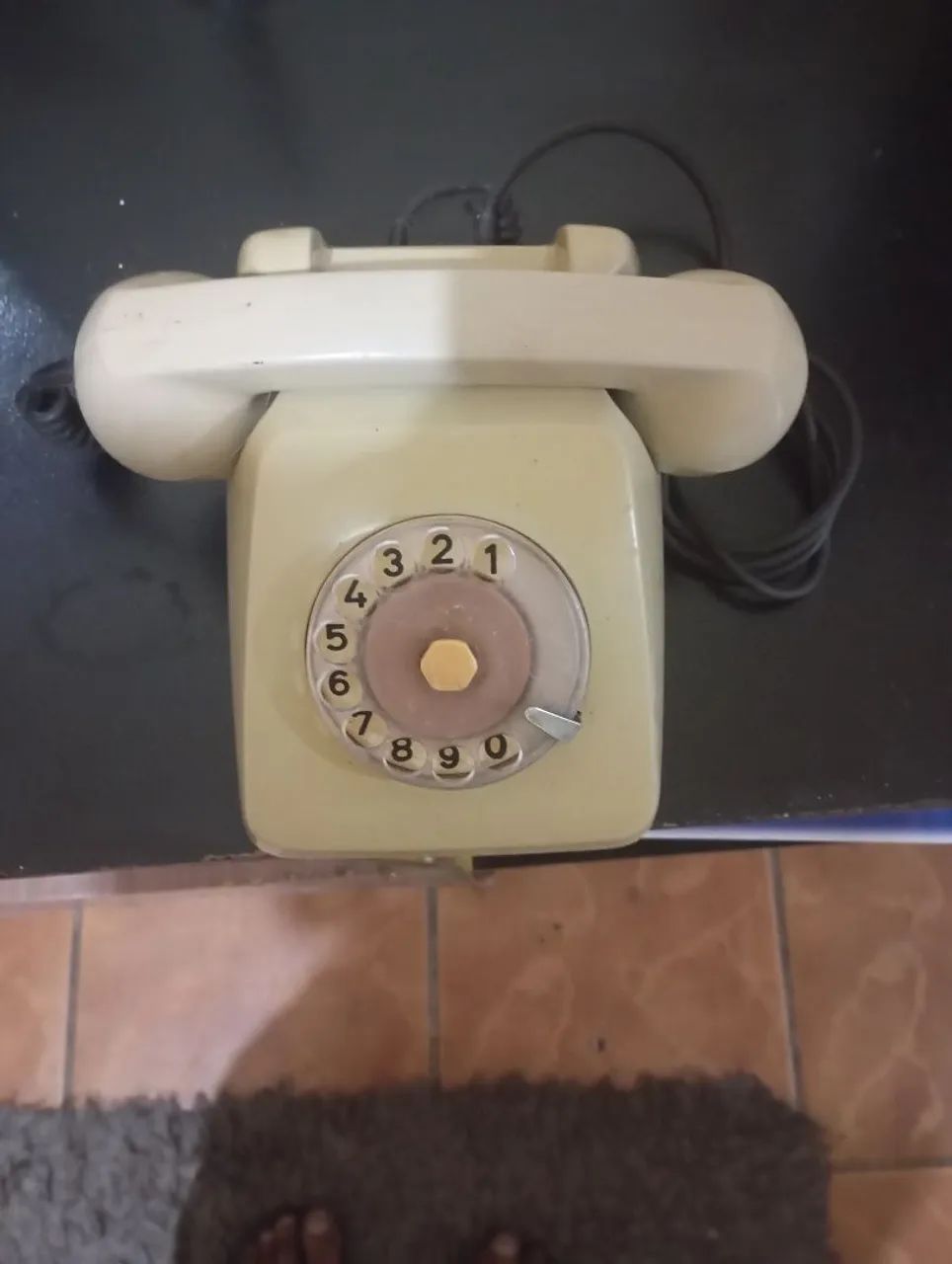 Telefone de discagem antigo - Foto 2