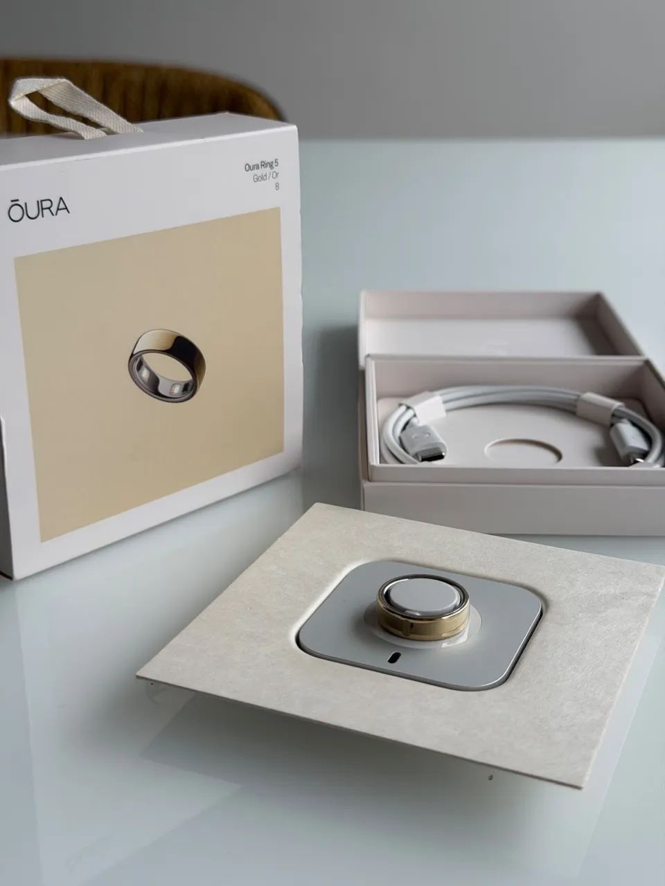 Oura Ring 5 Gold (tamanho 8) - Foto 3