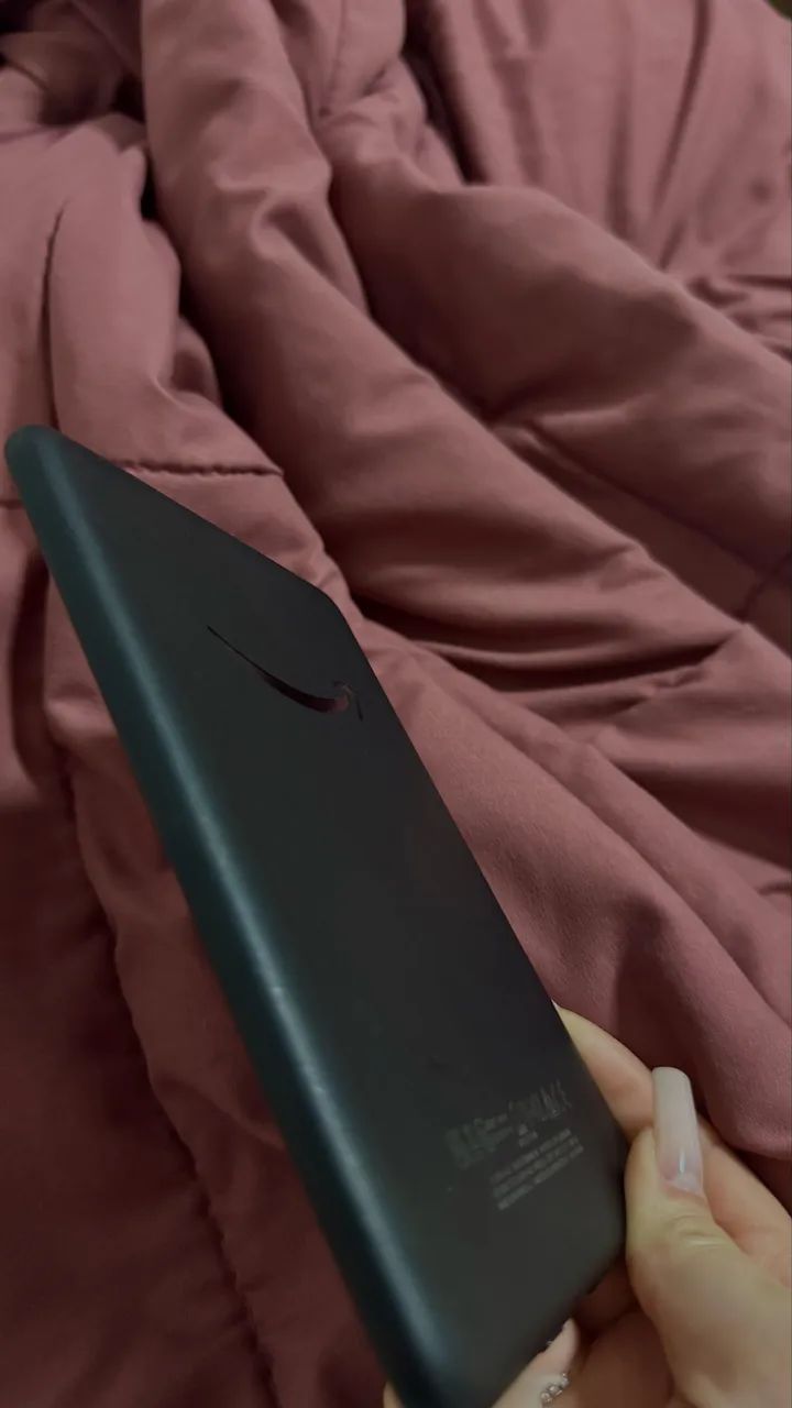 KINDLE 11ª GERAÇÃO POUQUÍSSIMO USADO