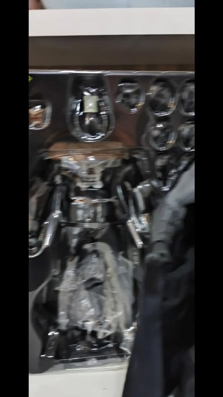 Coleção Hot Toys Batman: Arkham City escala 1/6 - Foto 6