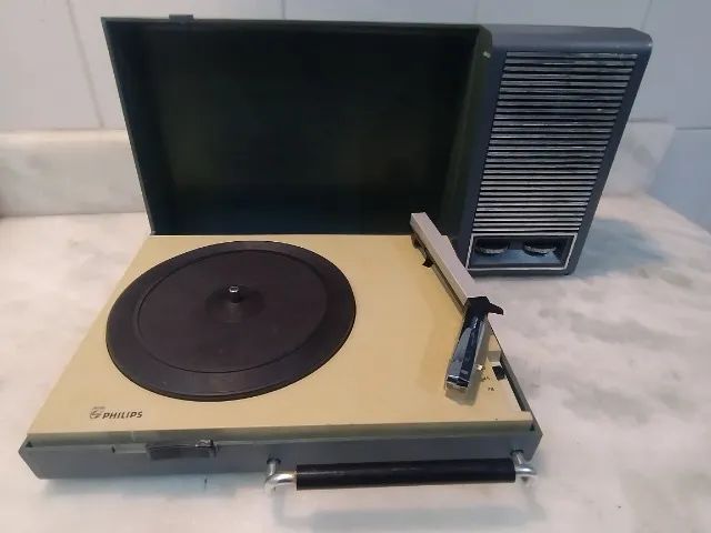 Toca-Discos Philips Vitrola 1968 - Funcionando - Foto 2