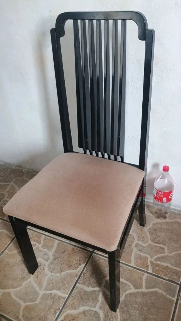 Mesa grande com 4 cadeiras com tampo de vidro  - Foto 2