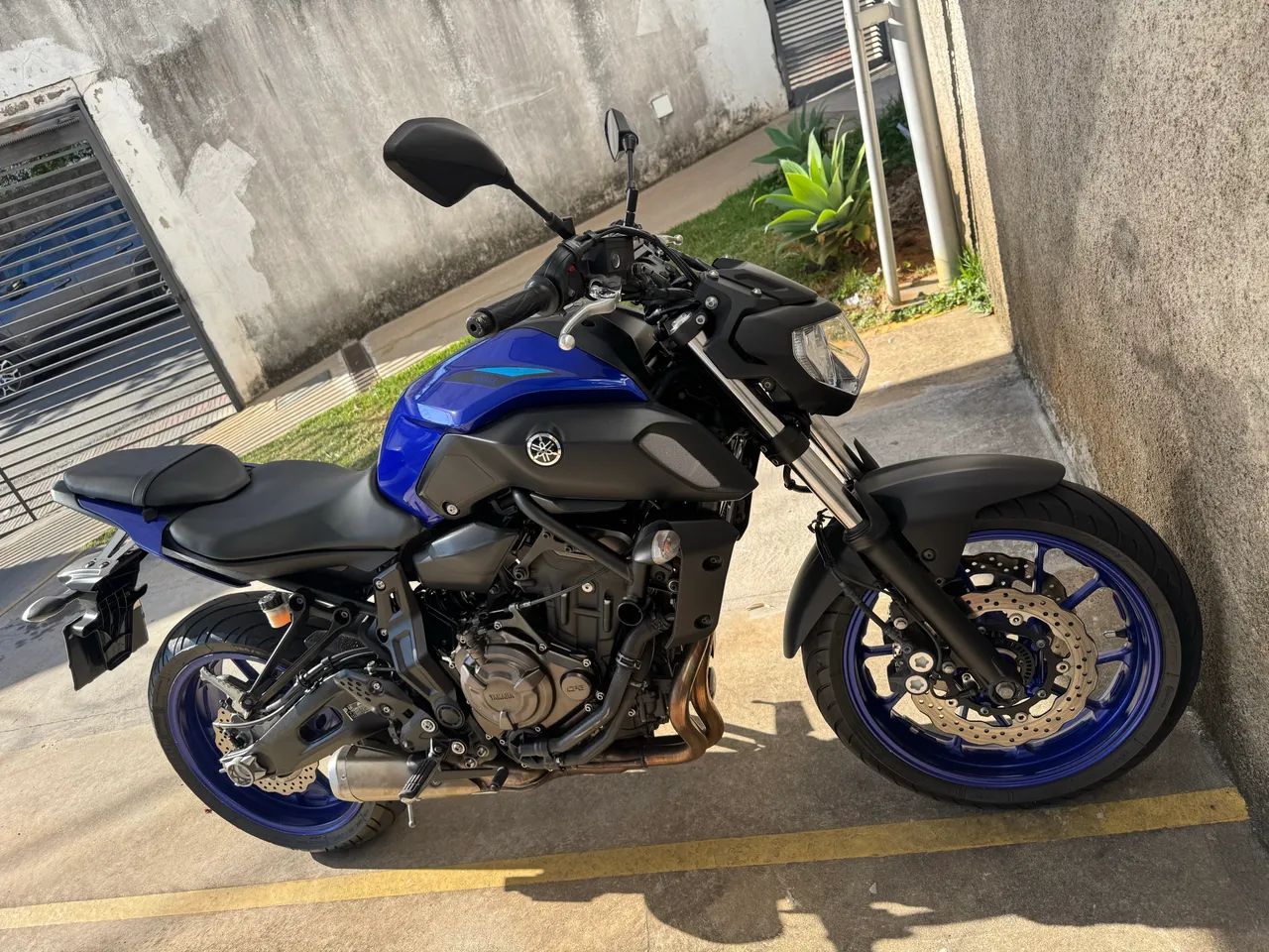 Yamaha MT07  - Foto 3