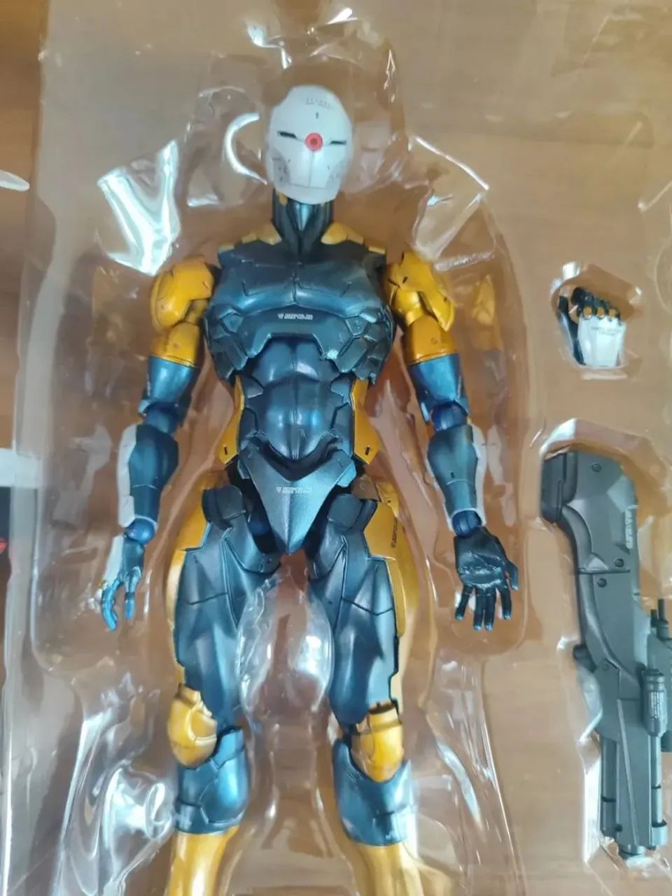 Play Arts Kai - Metal Gear Solid Gray Fox (cyborg Ninja) - Foto 3