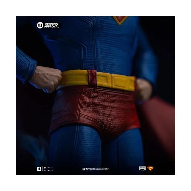 Estatua superman - Foto 4