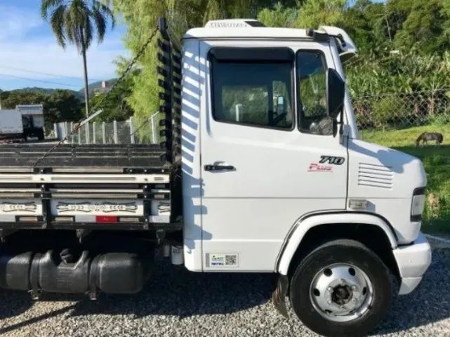 mb 710 carroceria - Foto 2
