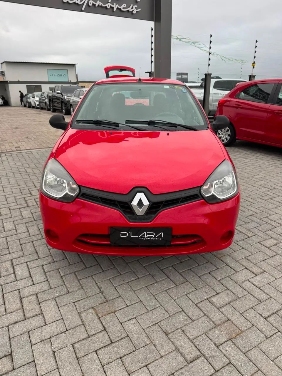 Renault Clio Authentique Hi-flex 1.0 16V 5P 2013 - Foto 2