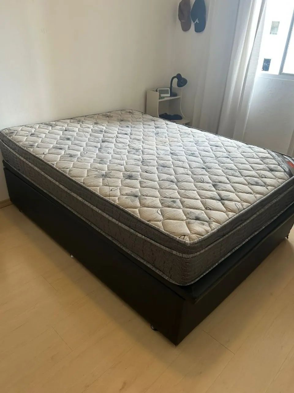 Cama Baú Casal com Colchão Ortobom / Em bom estado