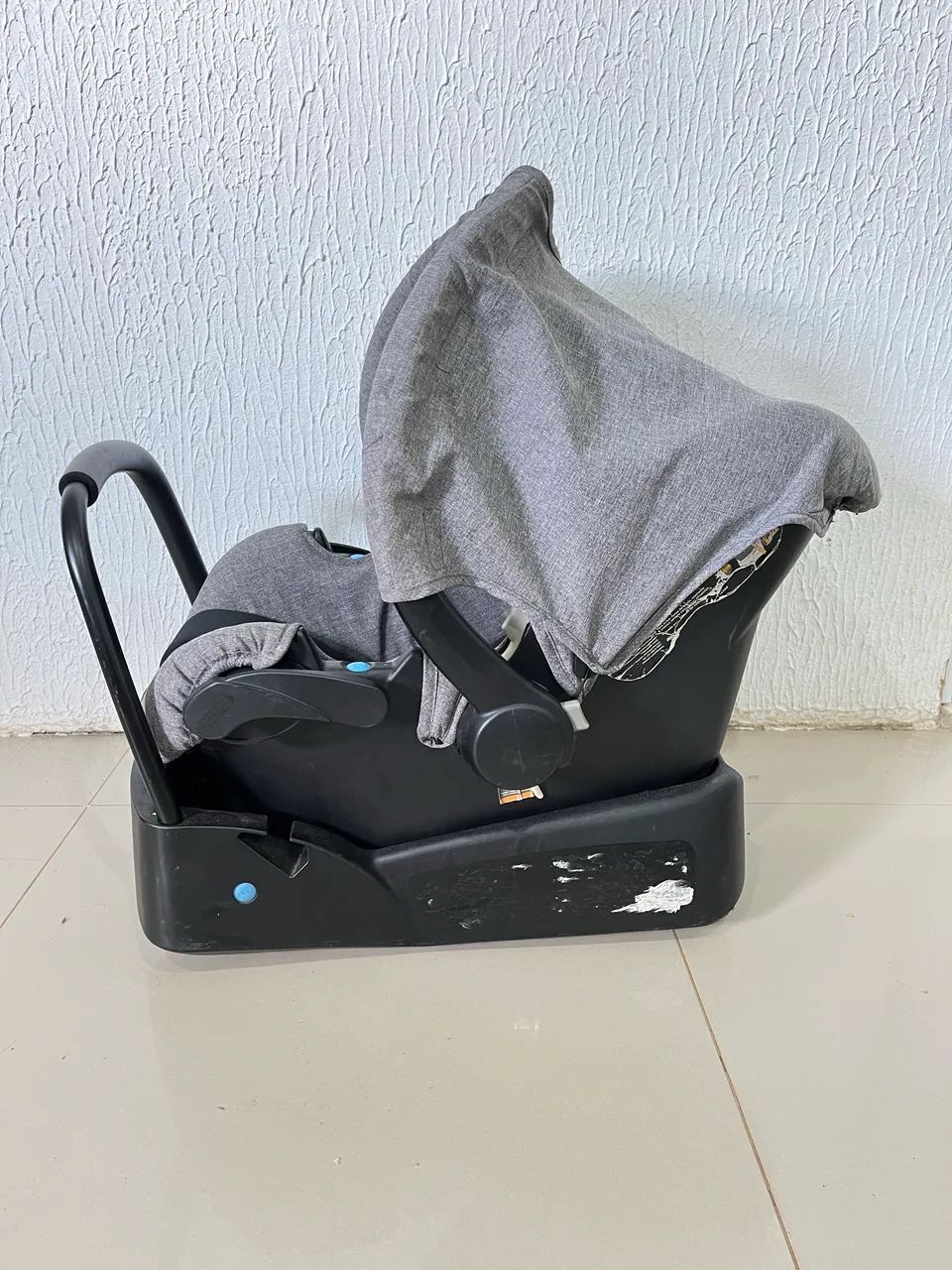 Carinho de bebê com bebê conforto MOBI - Foto 2