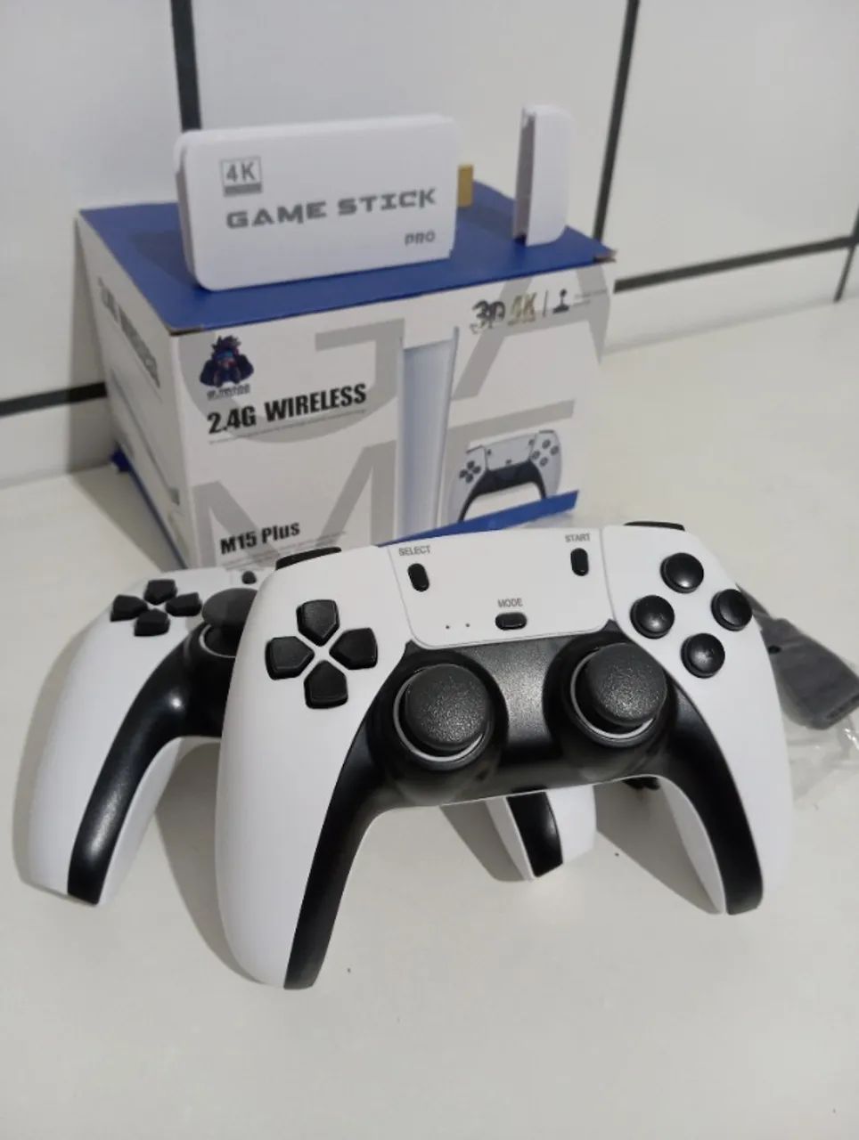 Nintendo Retrô M15 (Fácil de Jogar na sua TV com 20Mil Jogos) 02 Controles Sem Fio Lacrado