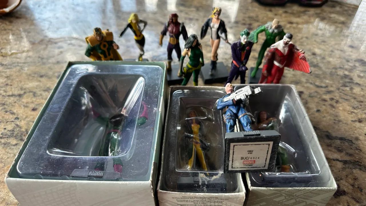 12 miniaturas Eaglemoss  - Foto 2