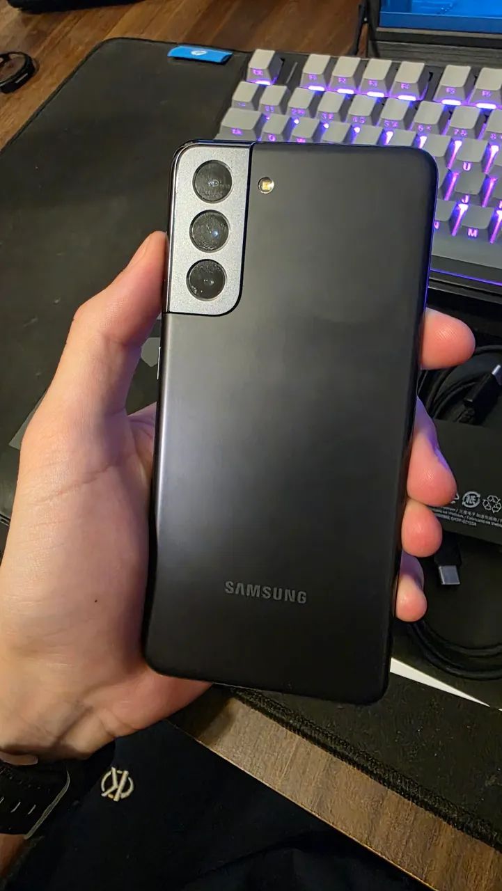 Samsung Galaxy S21 5g 128gb - Foto 2