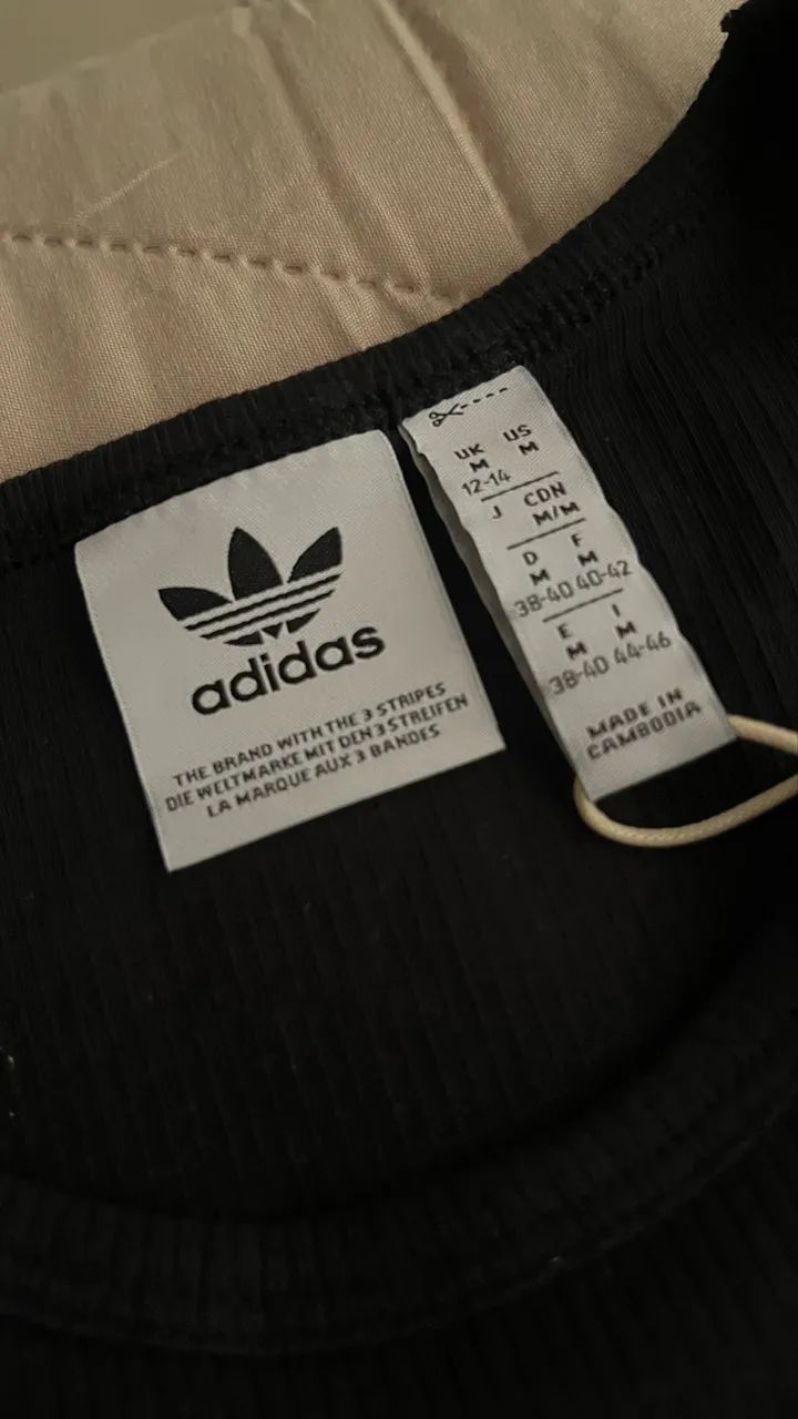 Blusa Adidas com etiqueta  - Foto 3