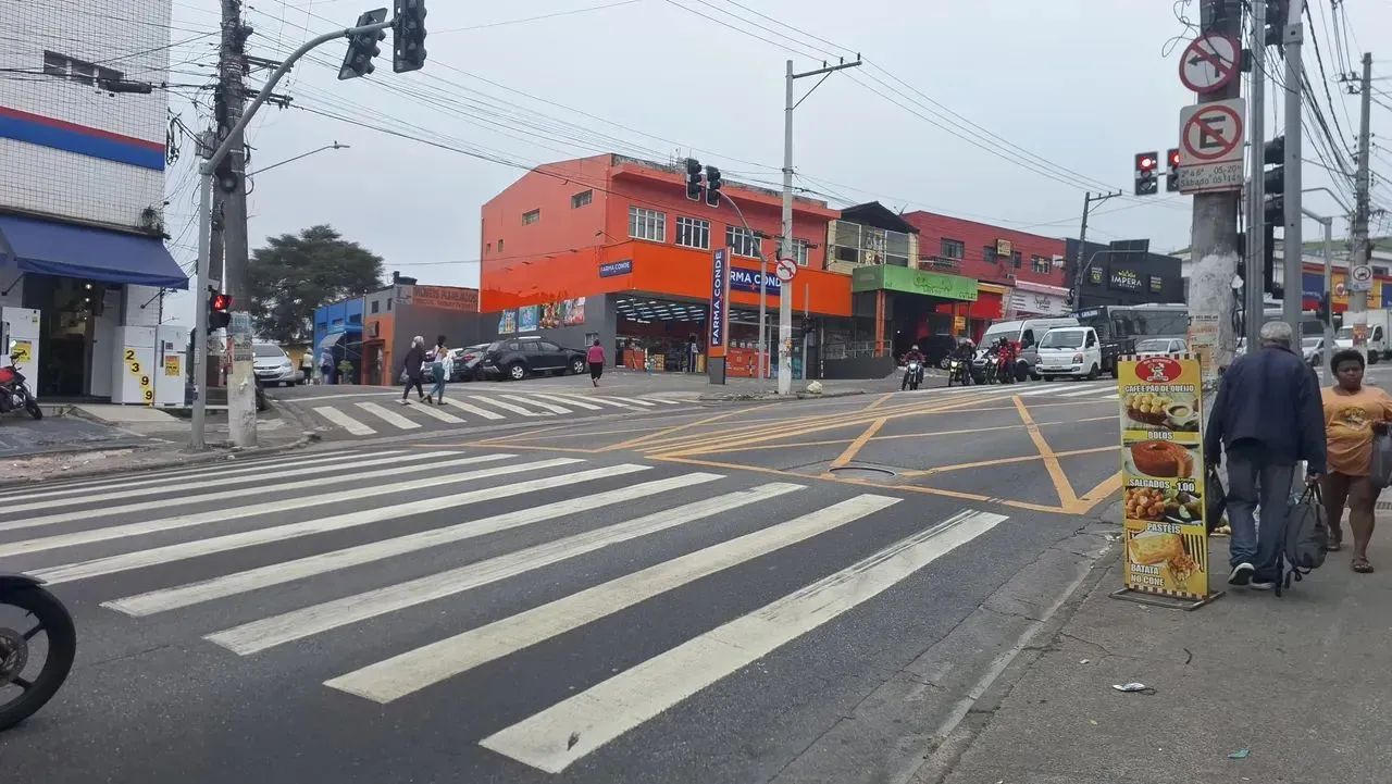 Prédio/Edifício inteiro para aluguel com 326 metros quadrados