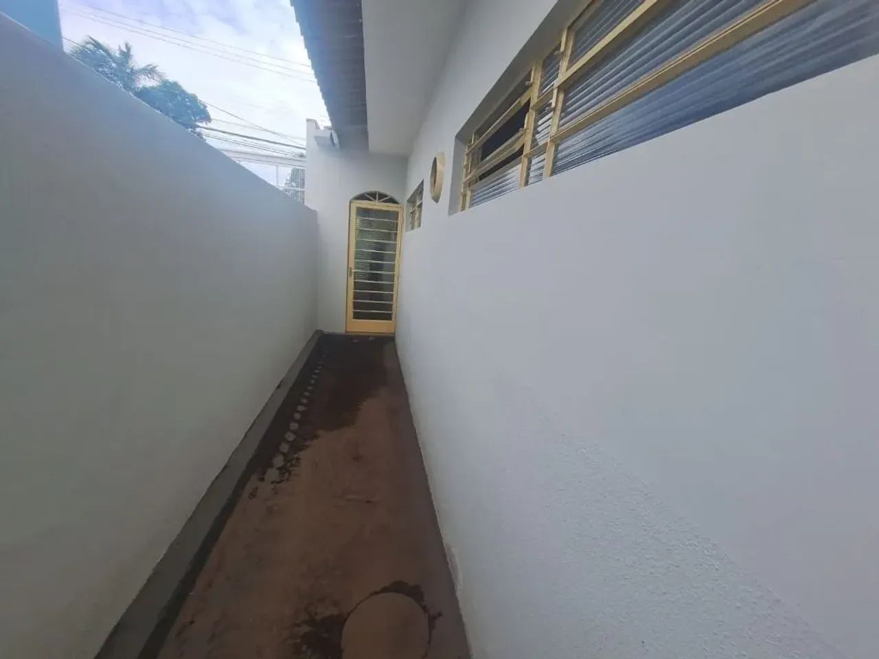 Casa com 5 quartos e 4 vagas para alugar no Centro  Marília/SP - Foto 4