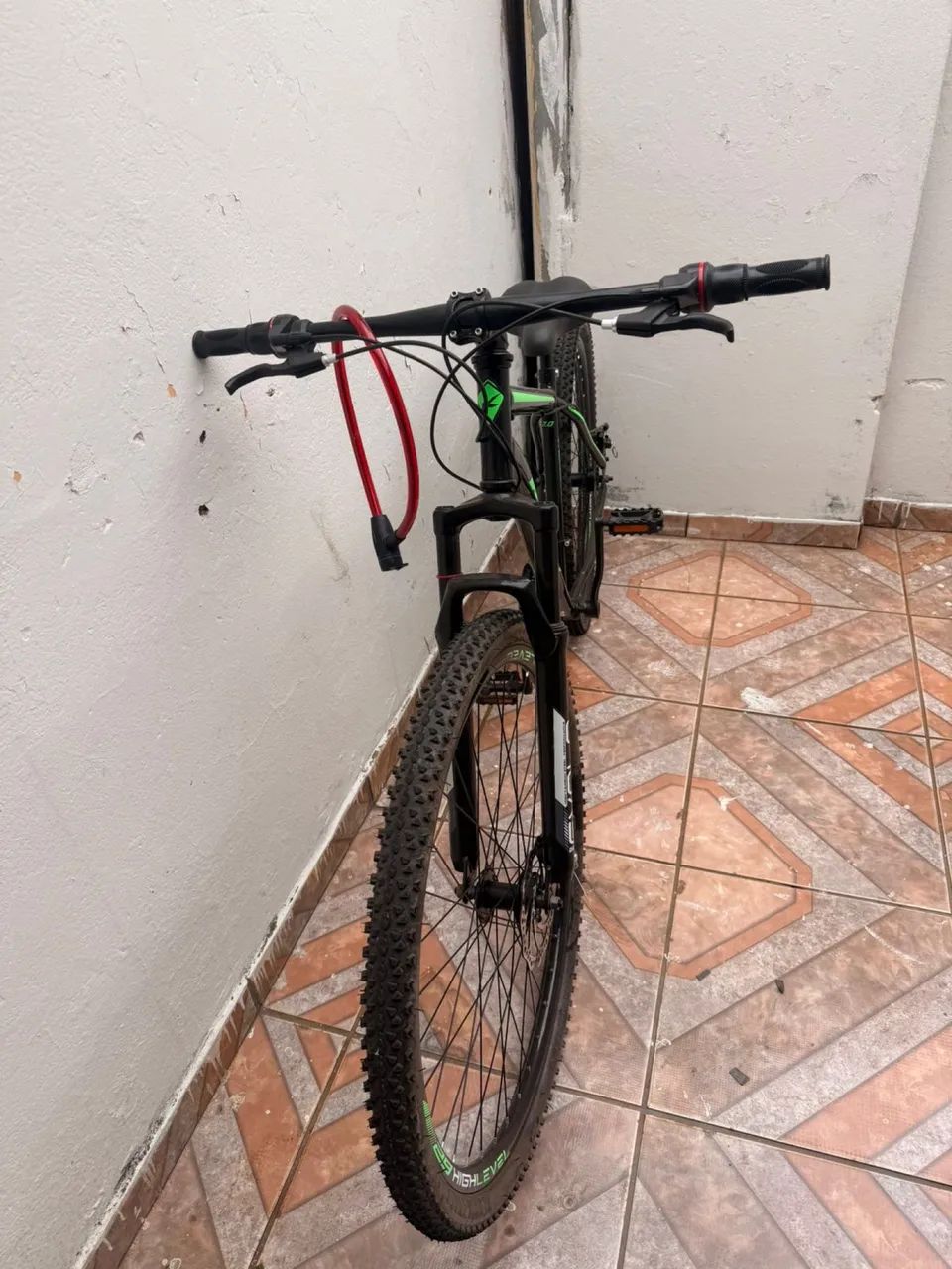 Uma bicicleta semi nov - Foto 5