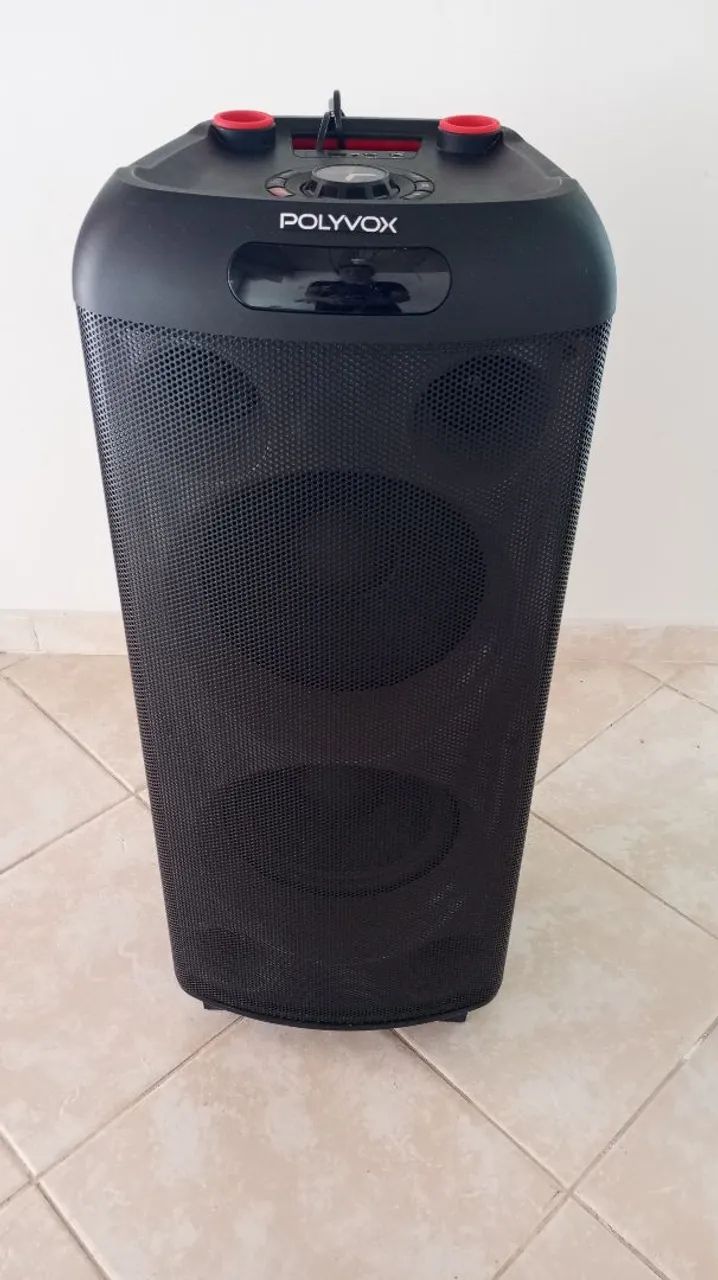 Caixa som Polyvox 2000W bivolt Ótimo estado