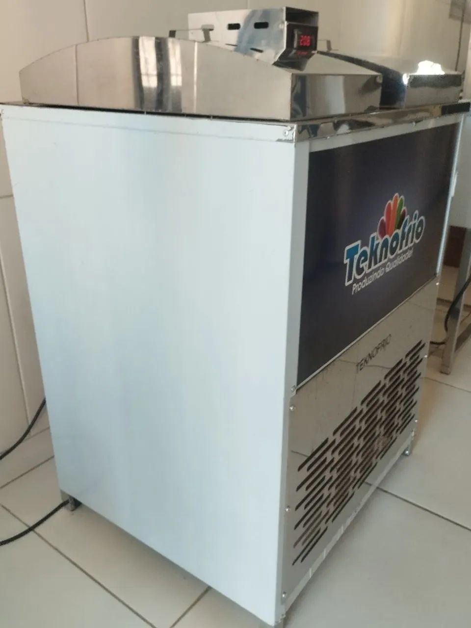 Máquina de gelo M4