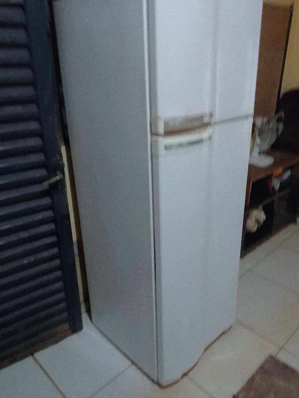 Vendo geladeira funcionando perfeitamente  - Foto 3