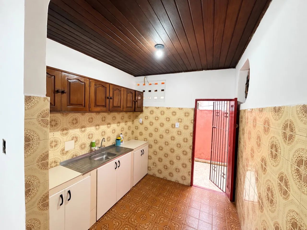 ALUGO CASA NA CIDADE NOVA 3 - Foto 5