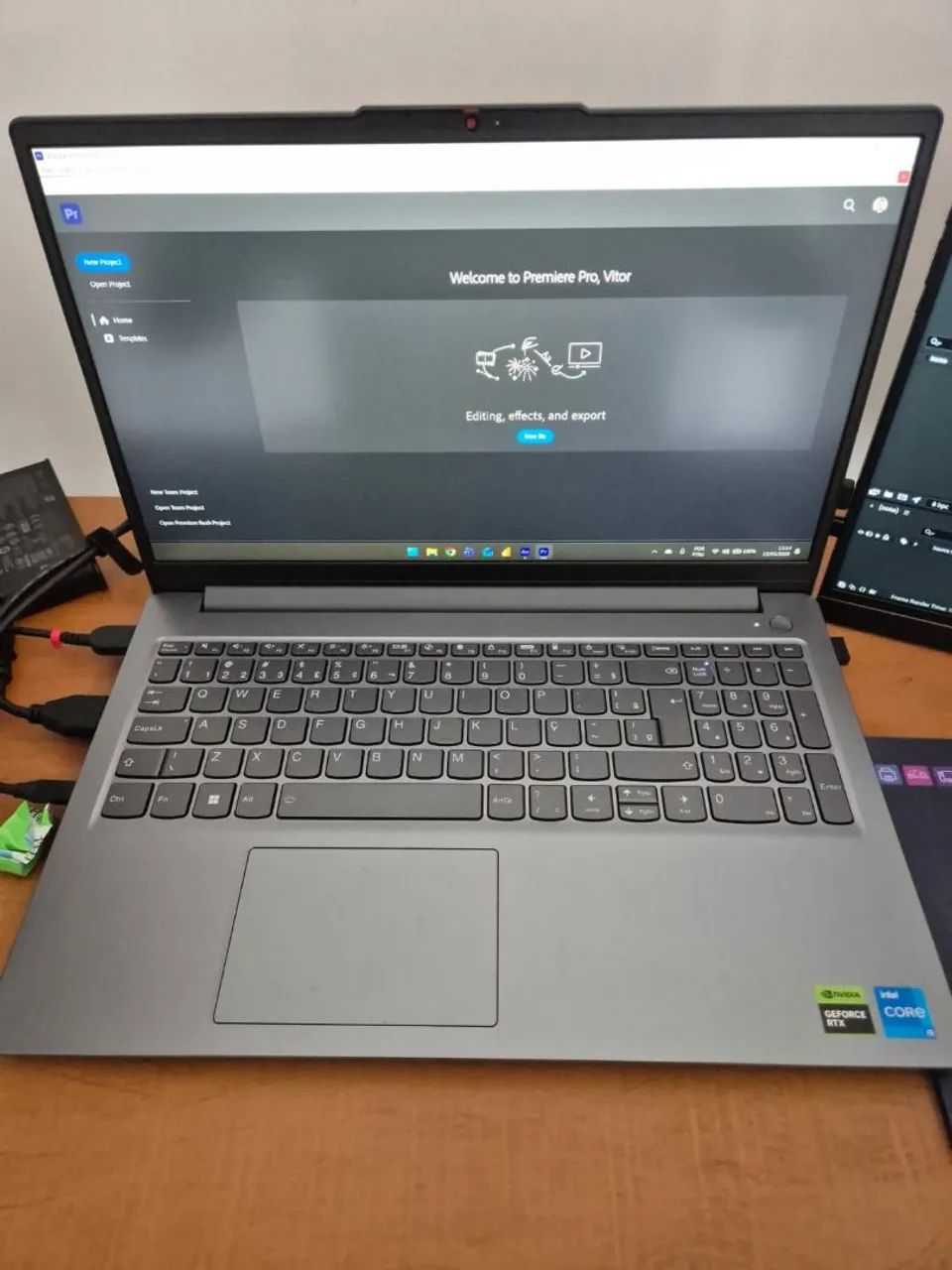 Notebook Gamer Lenovo LOQ-E  - Foto 5