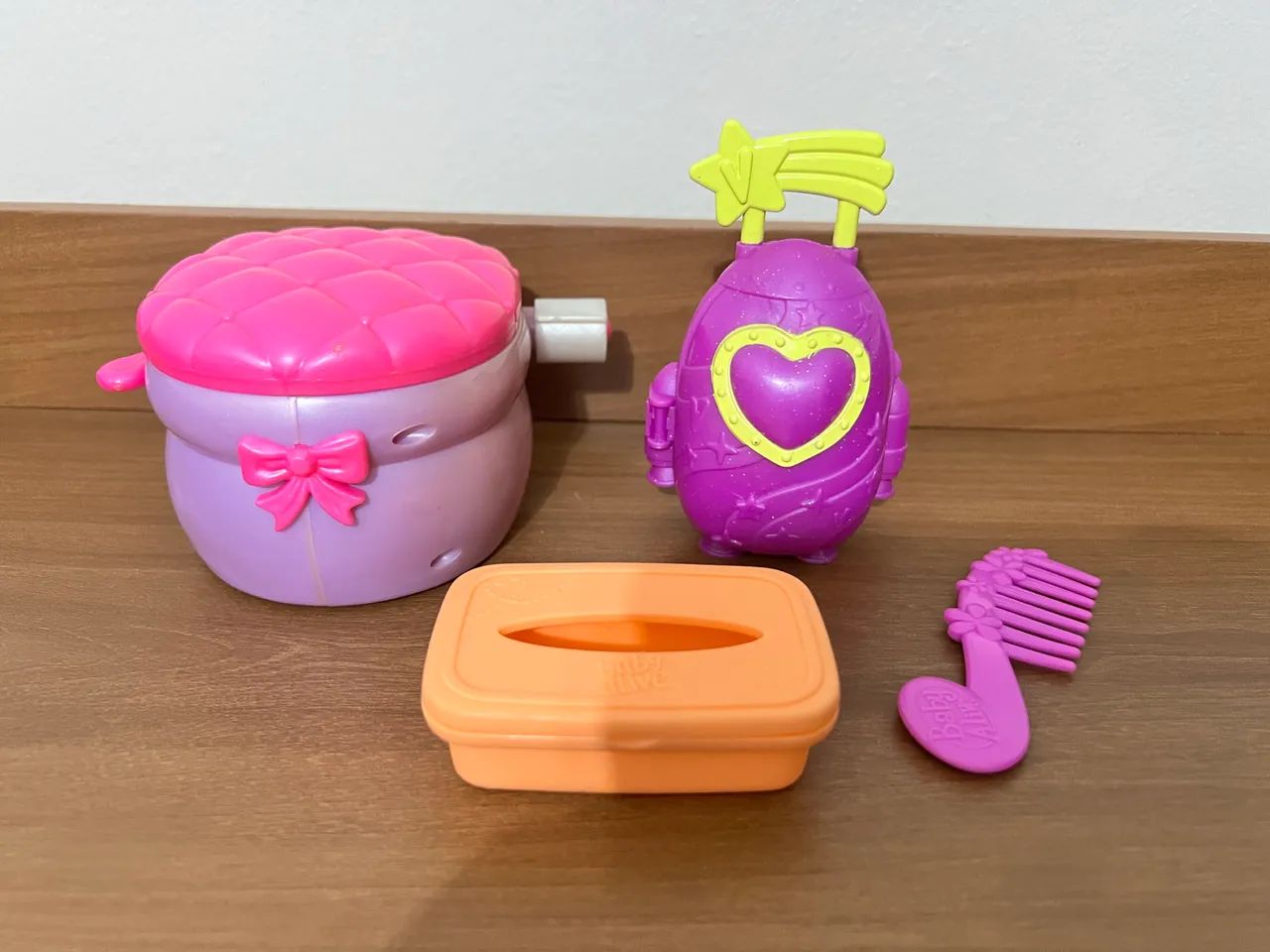 KIT COM 4 ACESSÓRIOS PARA BONECAS BABY ALIVE 