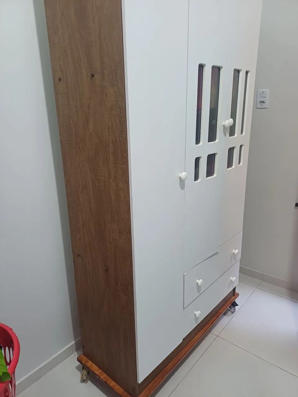 Guarda roupa infantil