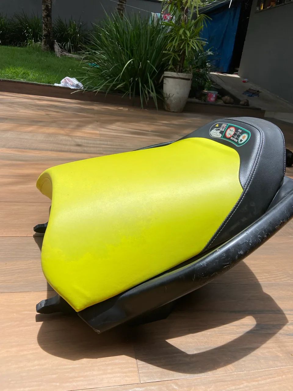 Encosto Banco Traseiro Sea-Doo GTI / GTR (2020-2024) - Amarelo Neon Original - Foto 2