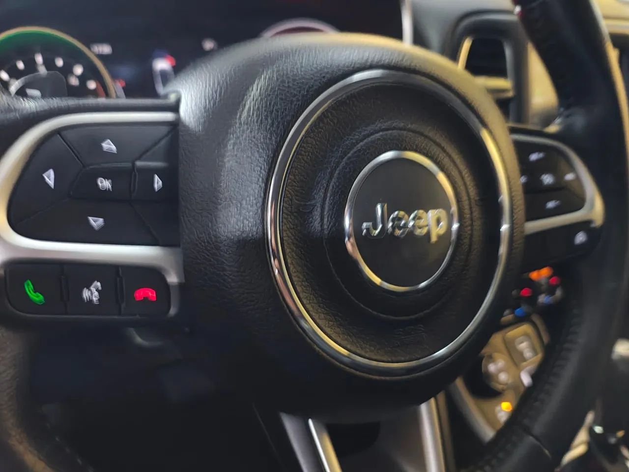 Jeep Compass Longitude 2.0 4X4 Dies. 16V Aut. 2020 - Foto 4