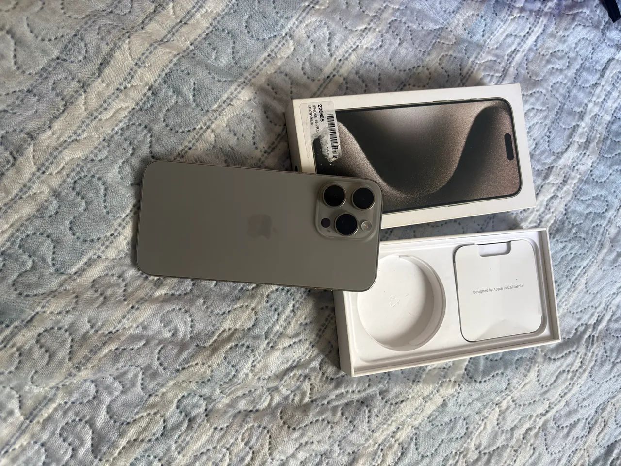iPhone 15 pro Max todo original 