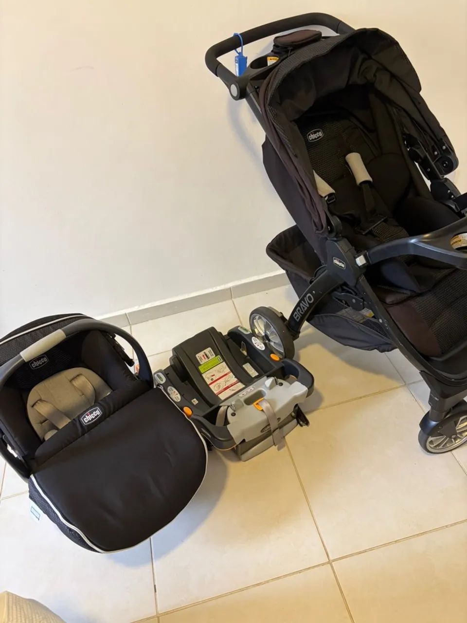 Carrinho de bebê Chicco Bravo - Foto 2