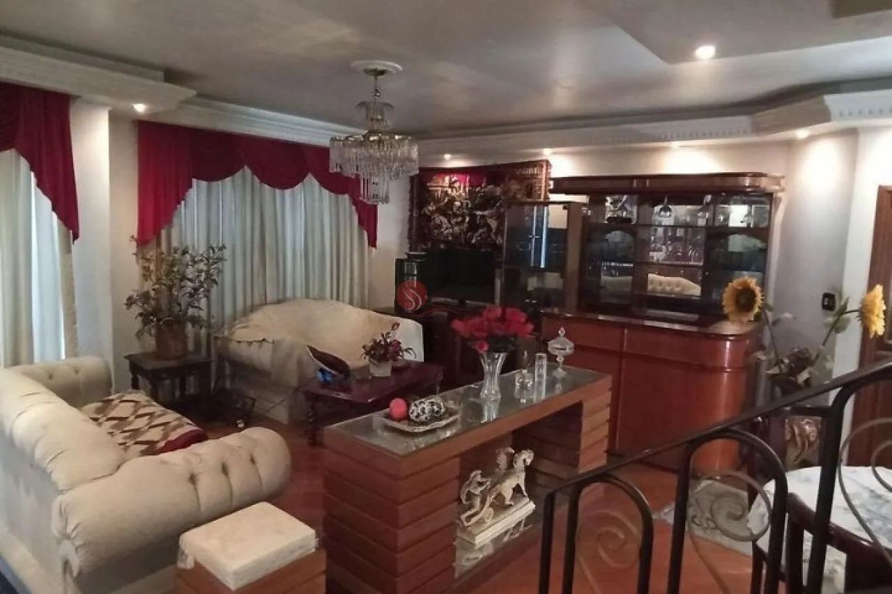 Sobrado no Jardim Vila Formosa com 371 m² com 3 suítes e 6 vagas. - Foto 4
