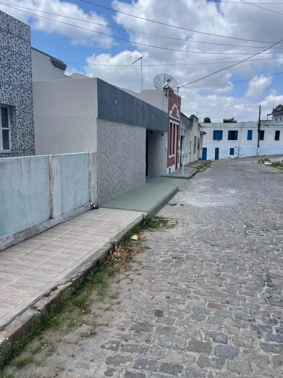IMÓVEL A VENDA!! COM 3 QUARTOS NO CENTRO de - Penedo - AL - Foto 2
