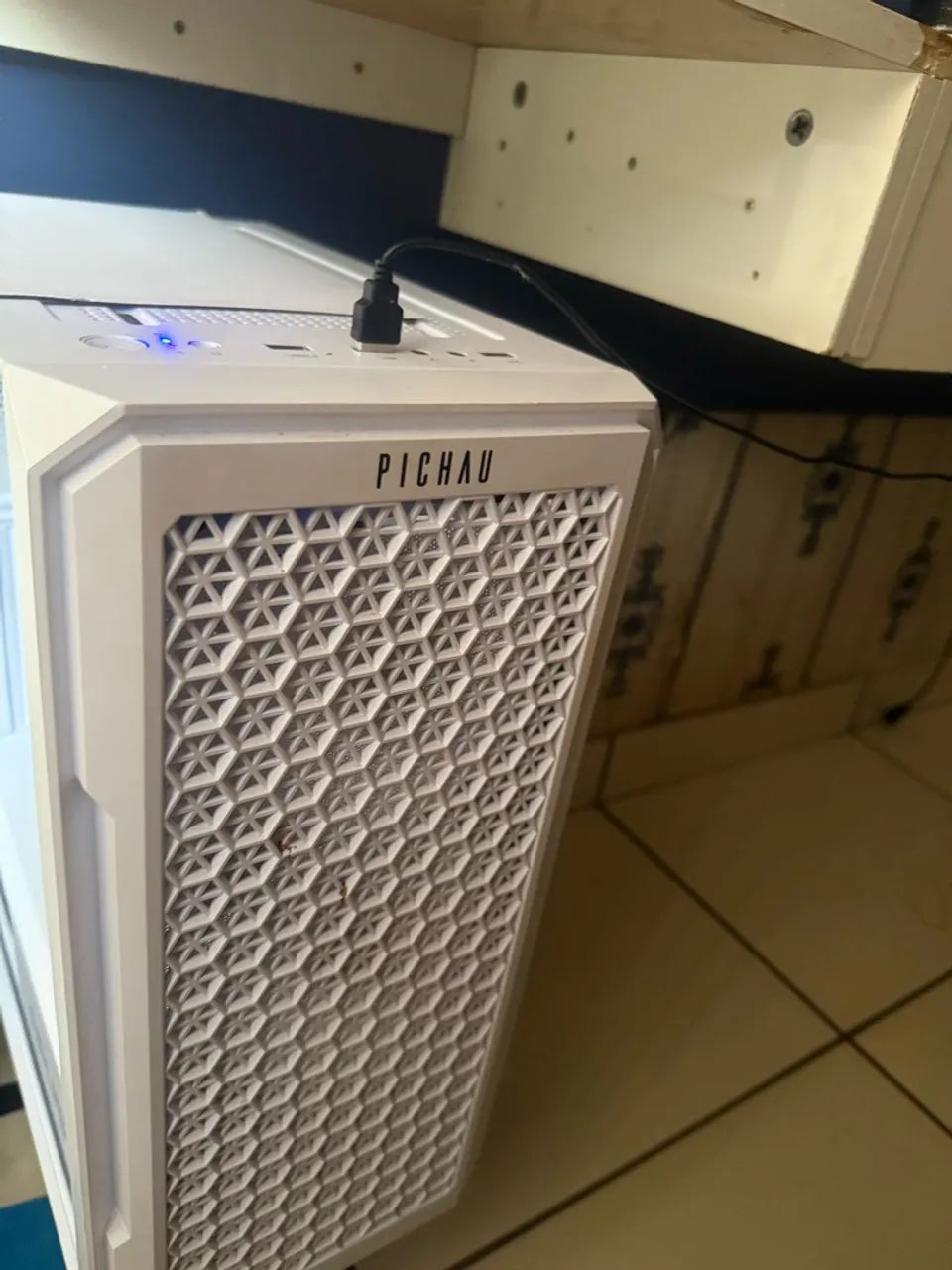 Pc gamer novo com teclado e mouse