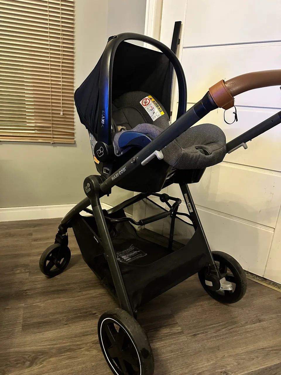 Carrinho de bebê 3 em 1 Máxi Cose  - Foto 2