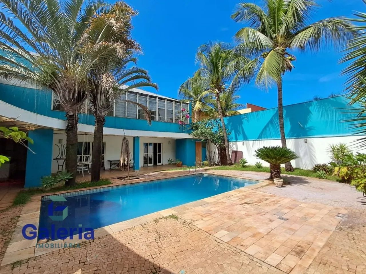 Casa mobiliada com 4 quartos para alugar, 509m² - Jardim Sumaré