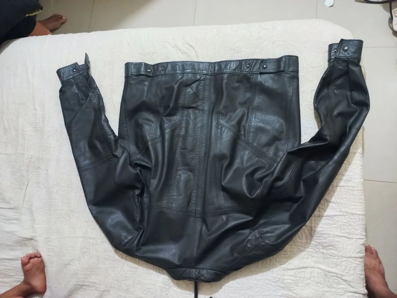 Jaqueta de couro preta