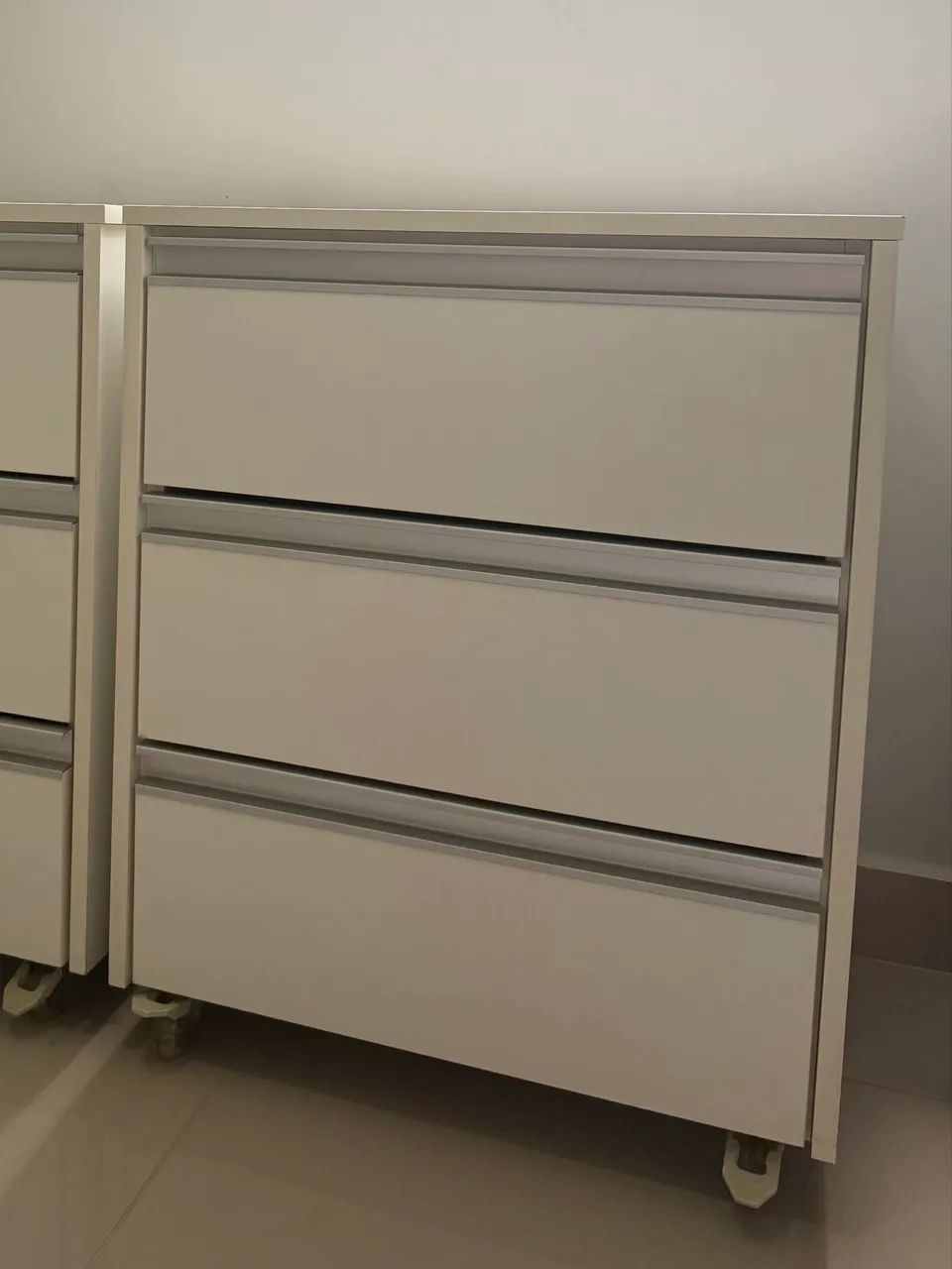 Gaveteiro Branco