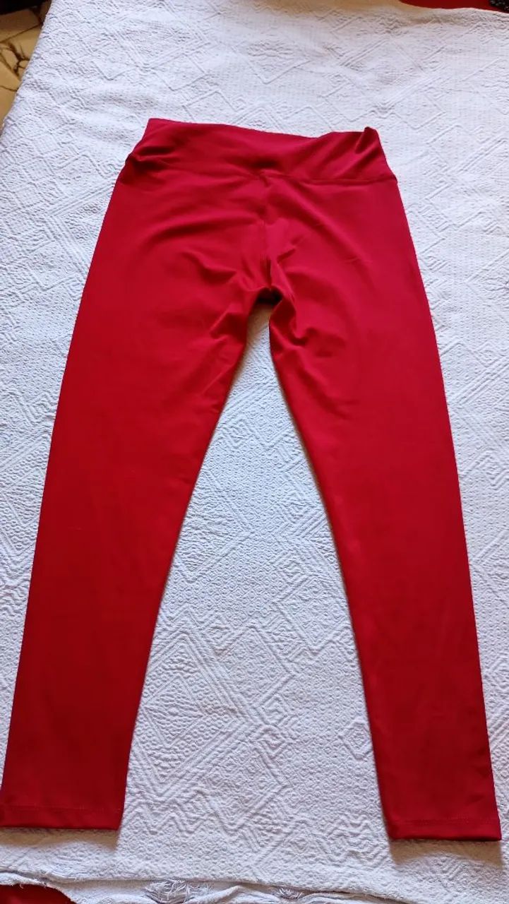 calça de jinastica laycra vermelha  - Foto 2