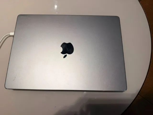 MacBook Pro 14'' M3 2023, 8GB, SSD 1TB, Cinza-espacial - bateria 88% - Foto 2