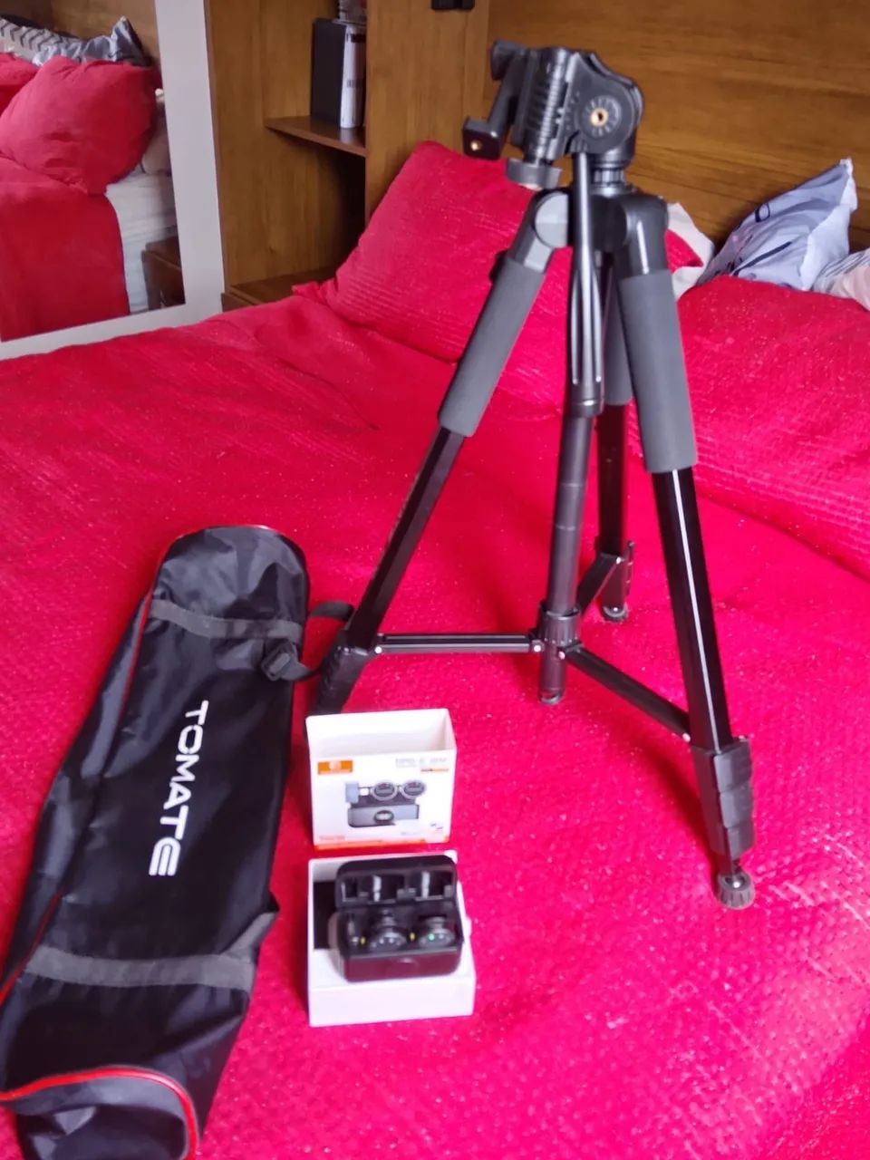 Vendo microfone lapela e um pedestal profissional  - Foto 4