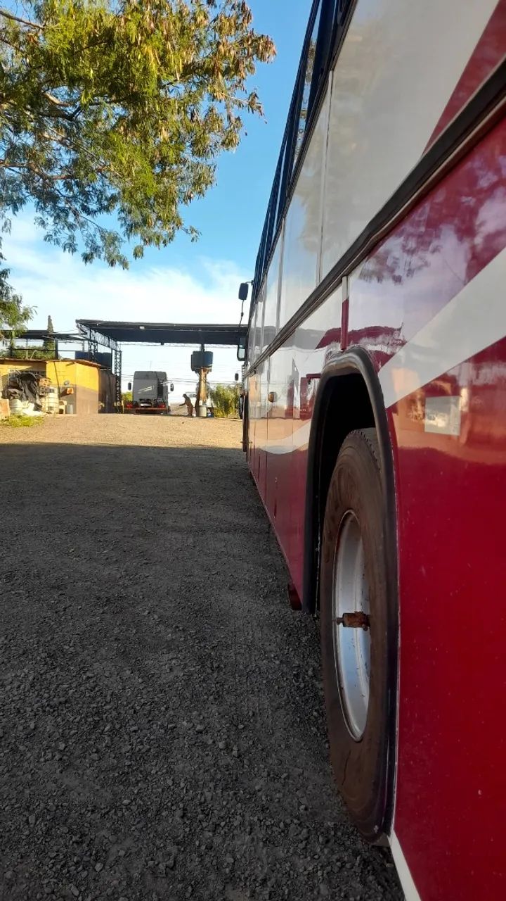 Volvo B10m - Foto 5
