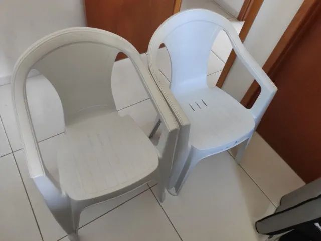 cadeira de plástico - Foto 4